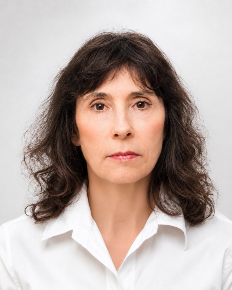 Dr. Luminita Labusca